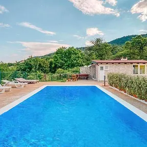 https://apartments-nika-with-swimming-pool-and-beautiful-sea-view.primorje-gorskikotar.com